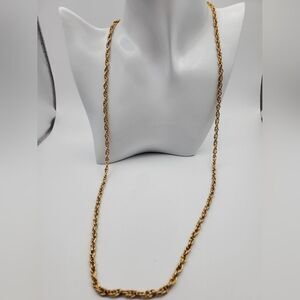 ‎Gold tone lace necklace